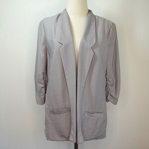 Manteau long à boutons noirs et doublure Rosy Days | Paris Fashion Shops Manteau long à boutons noirs et doublure Rosy Days | Paris Fashion Shops